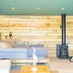 Apartment Self Contained Cabin, Firepit, Nr Mod Aztec, M5, M4 Bristol
